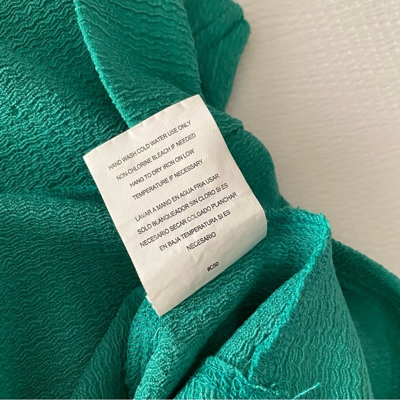 Green Padded Camisole Peplum Top - Picture 6 of 9